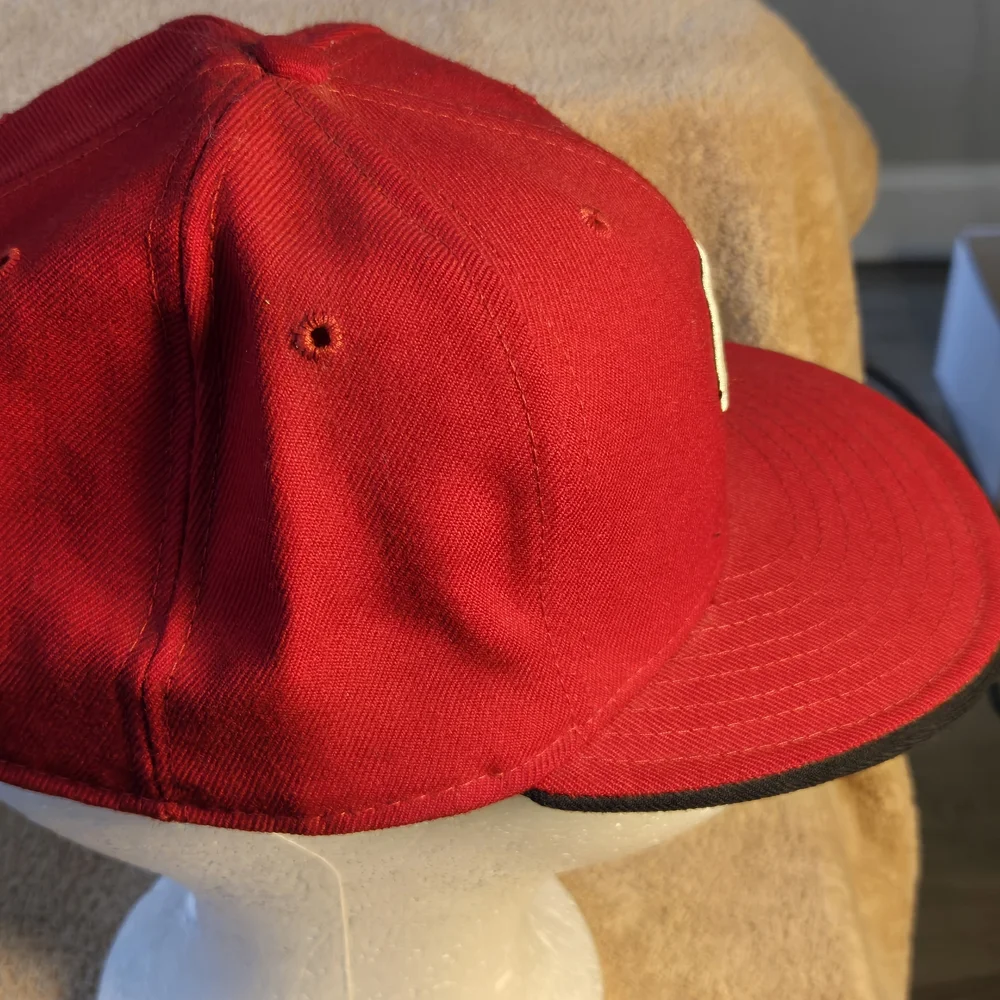 Cincinnati Reds Red MLB Fitted Baseball Cap - Picture 4 of 7